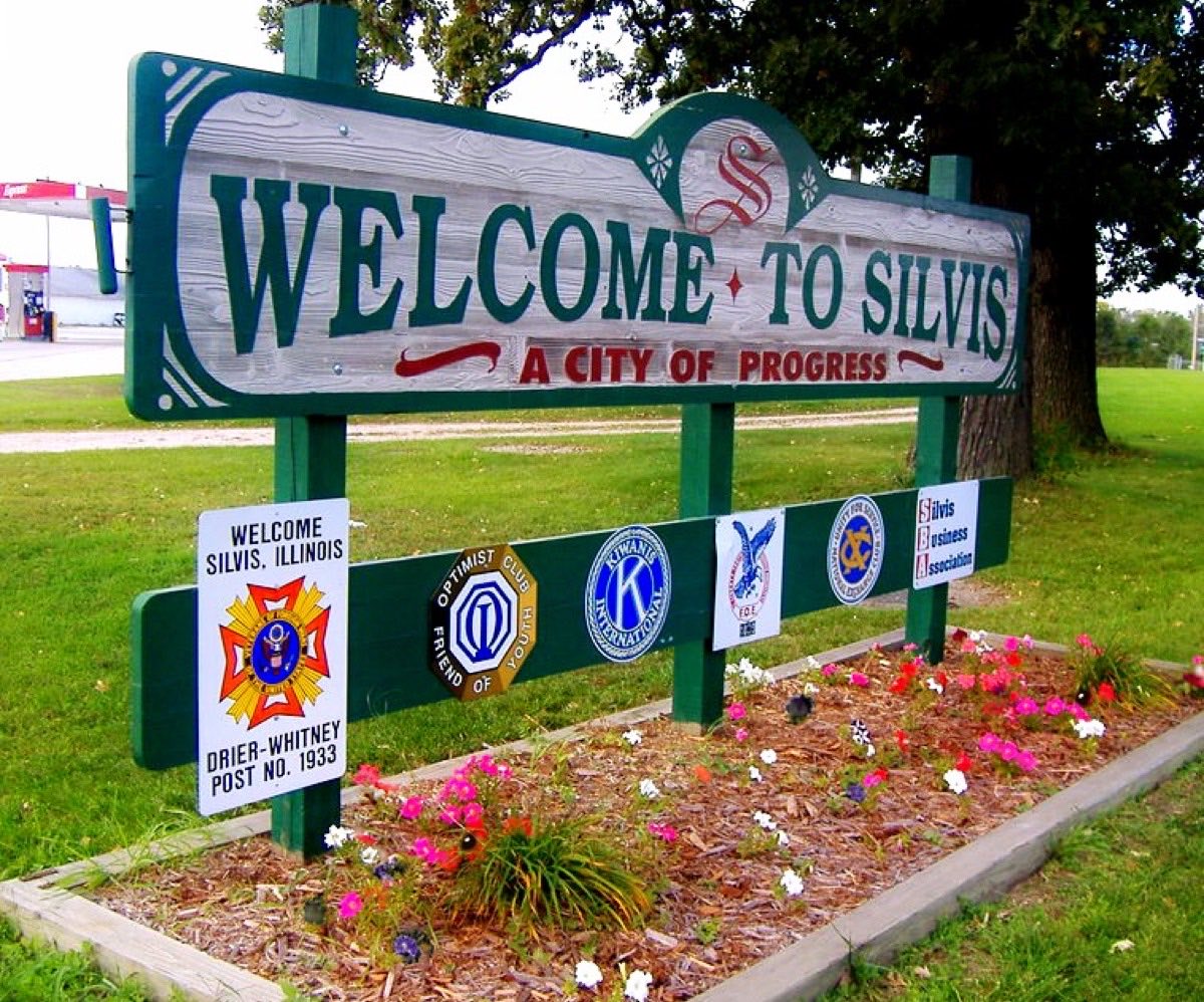 The Welcome to Silvis sign in Silvis, Illinois